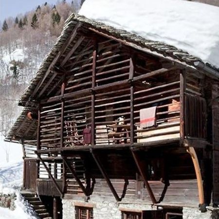 Chalet Walser Ai Piedi Del Monte Rosa Apartment Alagna Valsesia Exterior photo